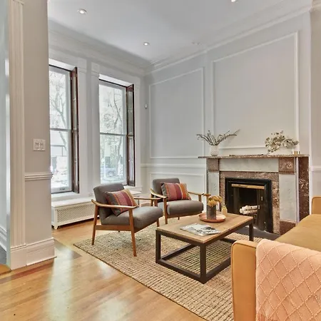 Historic Luxury Townhouse In Downtown Chicago-3