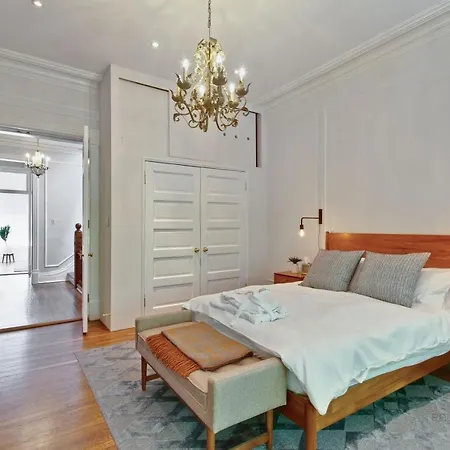 Historic Luxury Townhouse In Downtown Chicago-2